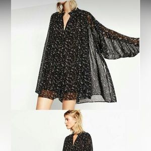 Zara black floral romper with balloon sleeves Size M